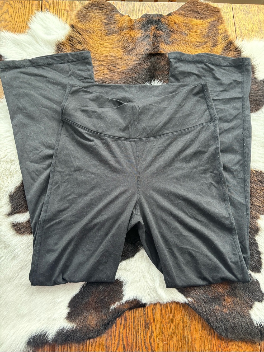 Black Old Navy Bootcut Active Leggings